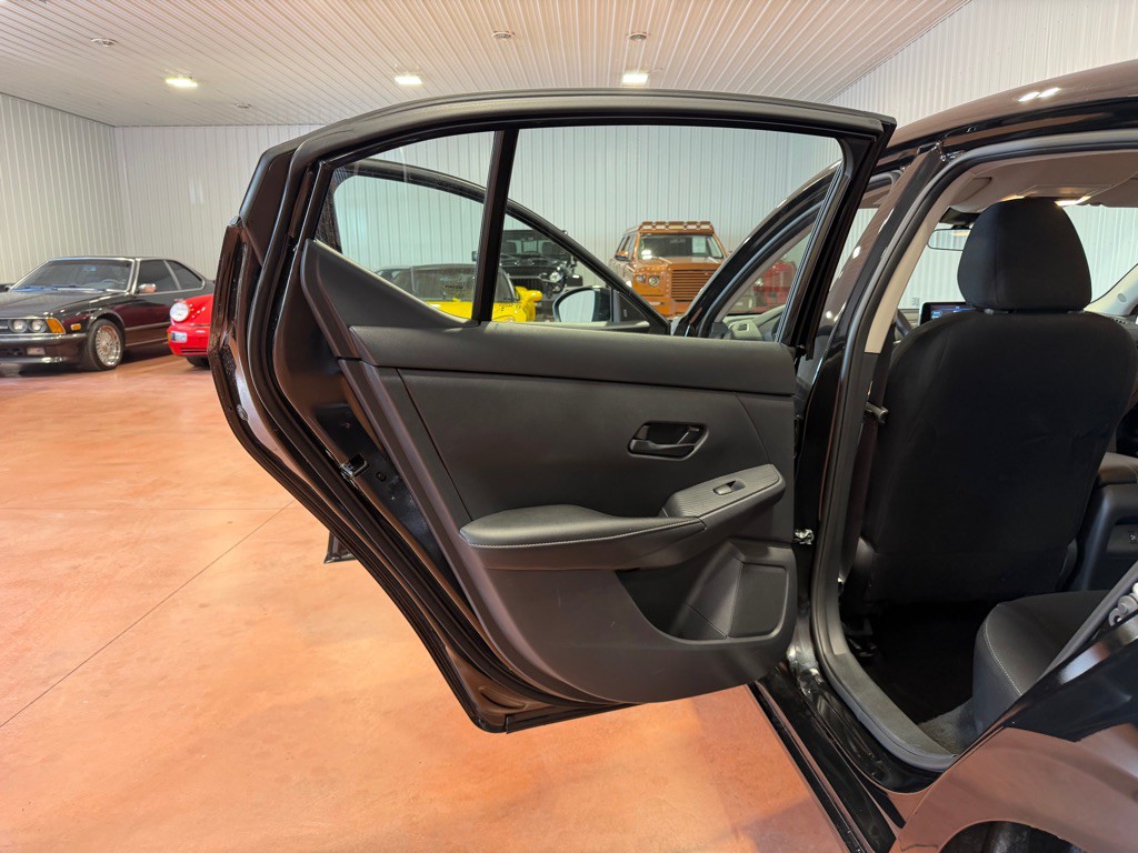 2025 Nissan Sentra Image 18