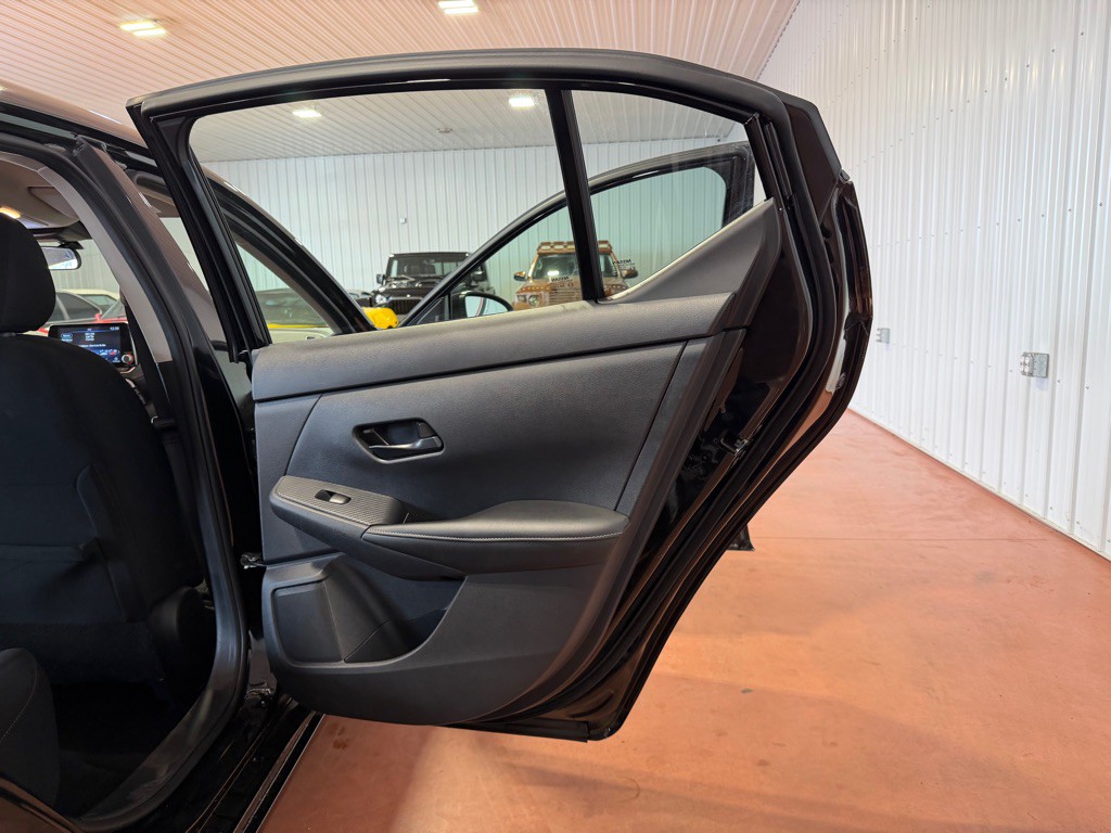 2025 Nissan Sentra Image 24