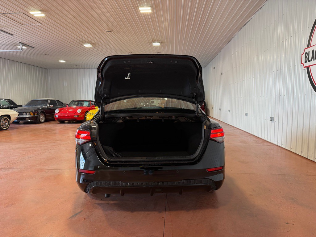 2025 Nissan Sentra Image 32