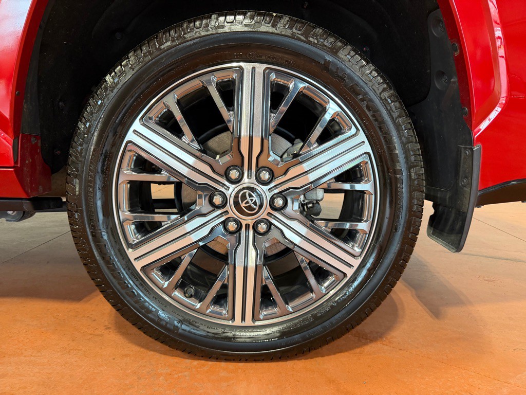 2023 Toyota Sequoia Image 12