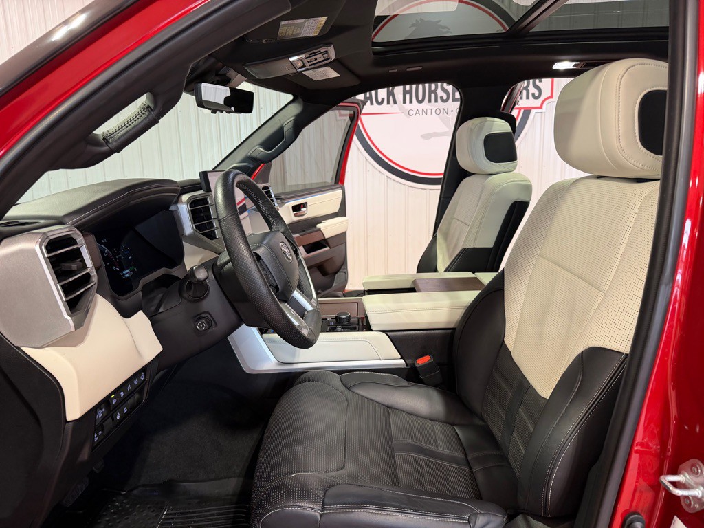 2023 Toyota Sequoia Image 16