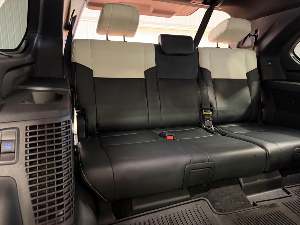 2023 Toyota Sequoia Image 29