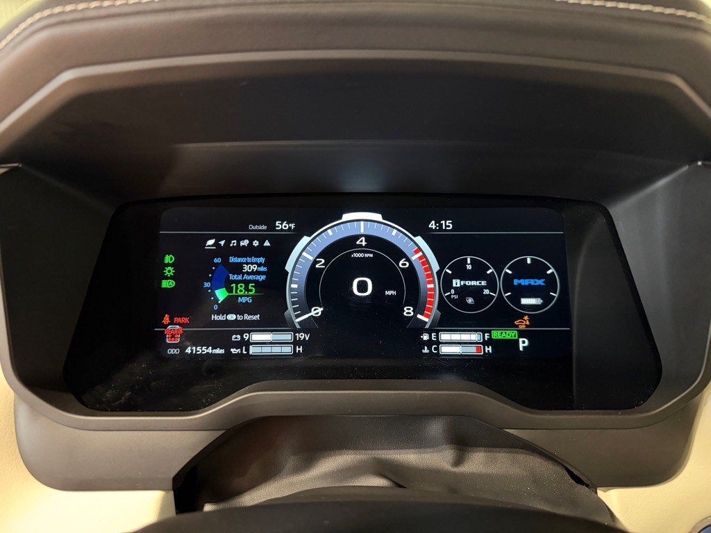 2023 Toyota Sequoia Image 34