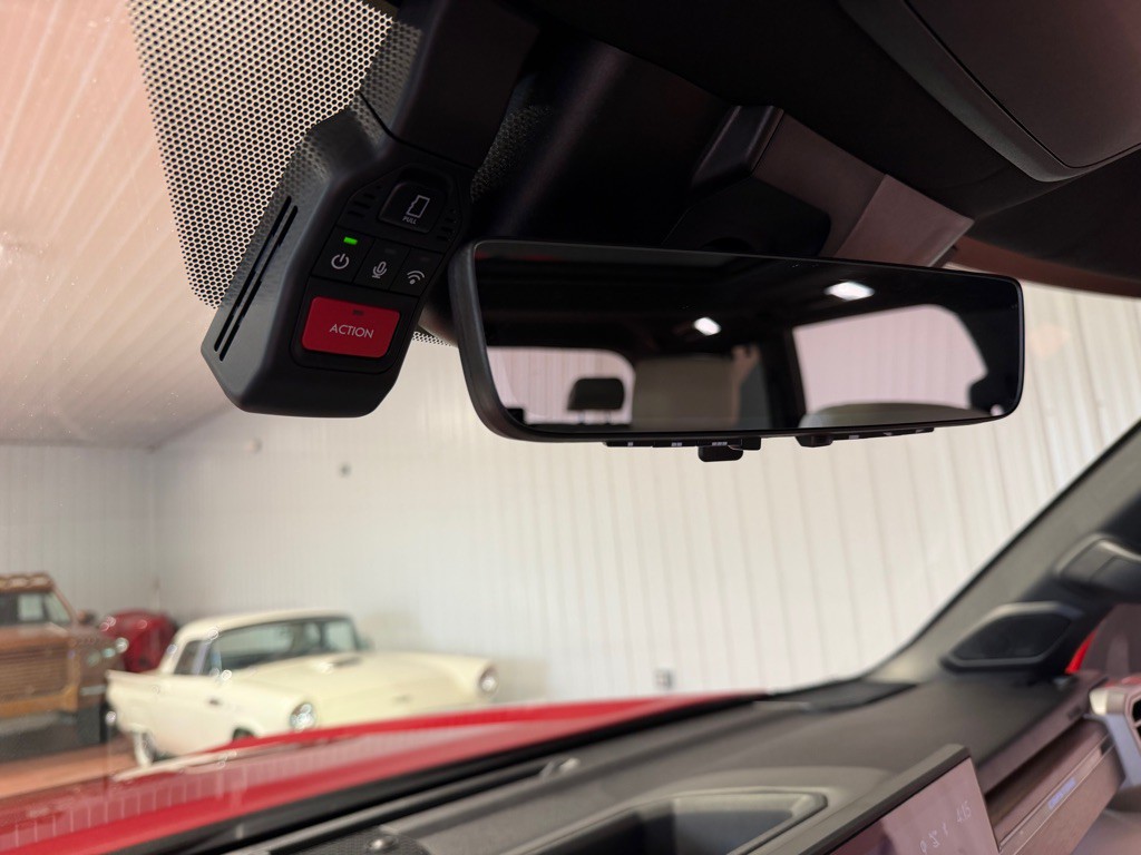 2023 Toyota Sequoia Image 38