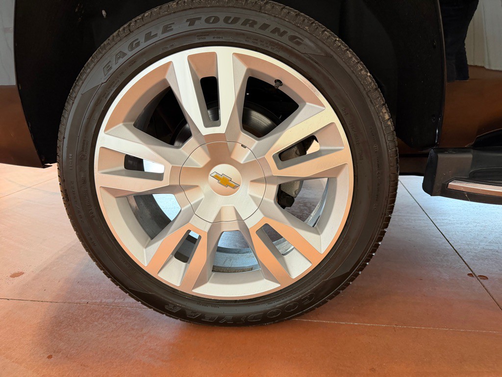 2017 Chevrolet Tahoe Image 14