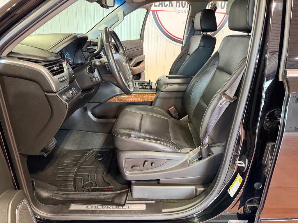 2017 Chevrolet Tahoe Image 16