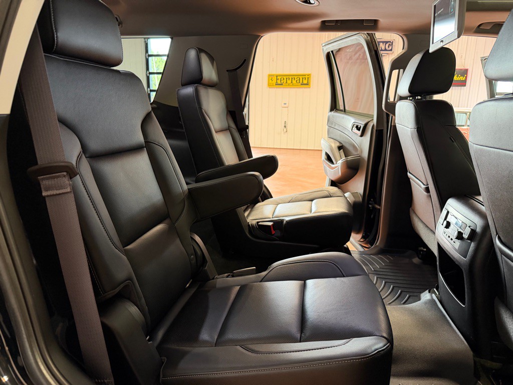 2017 Chevrolet Tahoe Image 27