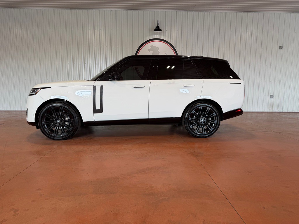 2022 Land Rover Range Rover Image 3