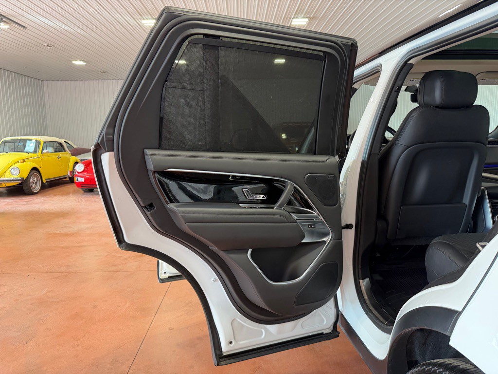 2022 Land Rover Range Rover Image 19