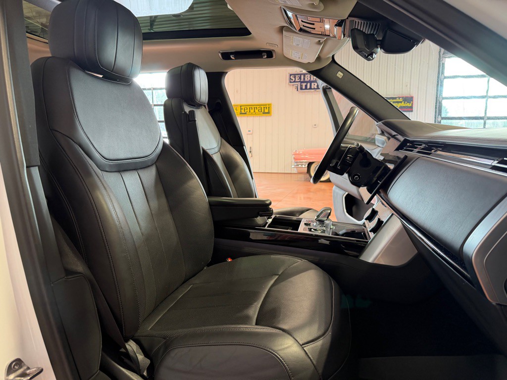 2022 Land Rover Range Rover Image 24