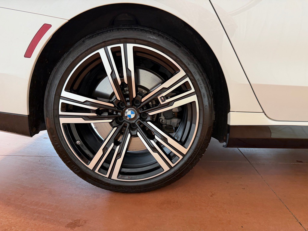 2023 BMW 7 Series Image 12