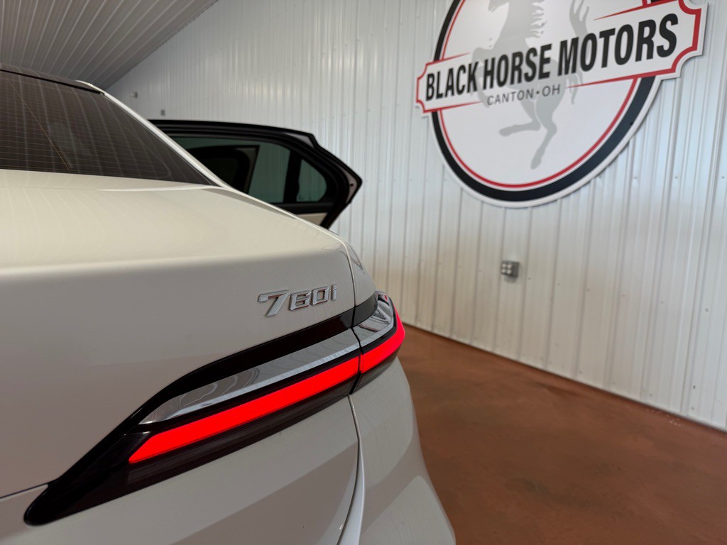 2023 BMW 7 Series Image 13