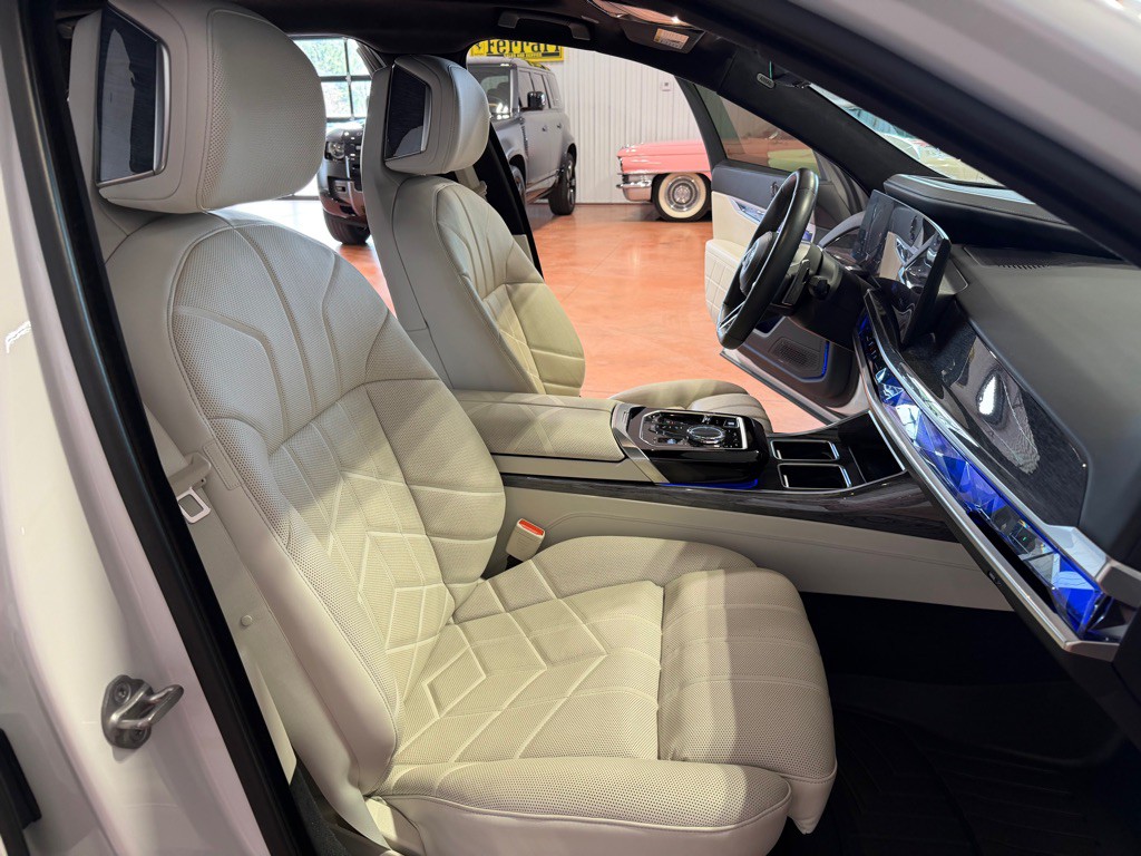 2023 BMW 7 Series Image 23