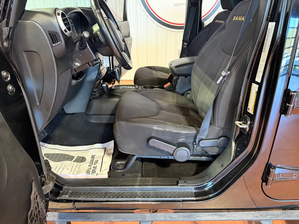 2014 Jeep Wrangler Unlimited Image 16