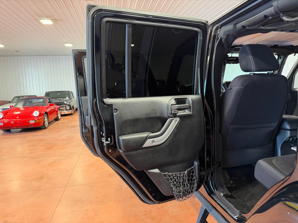 2014 Jeep Wrangler Unlimited Image 18