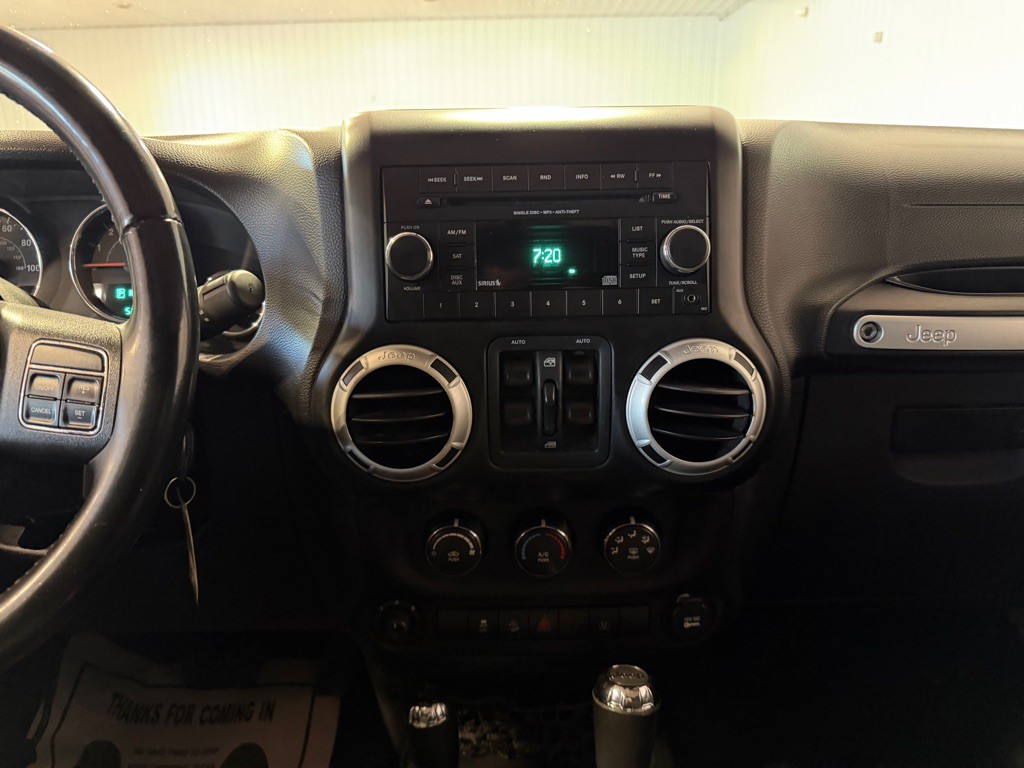 2014 Jeep Wrangler Unlimited Image 27
