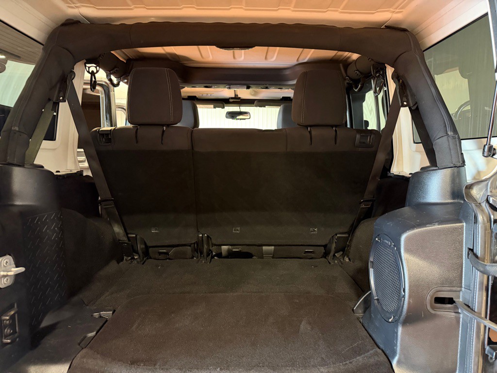 2014 Jeep Wrangler Unlimited Image 29