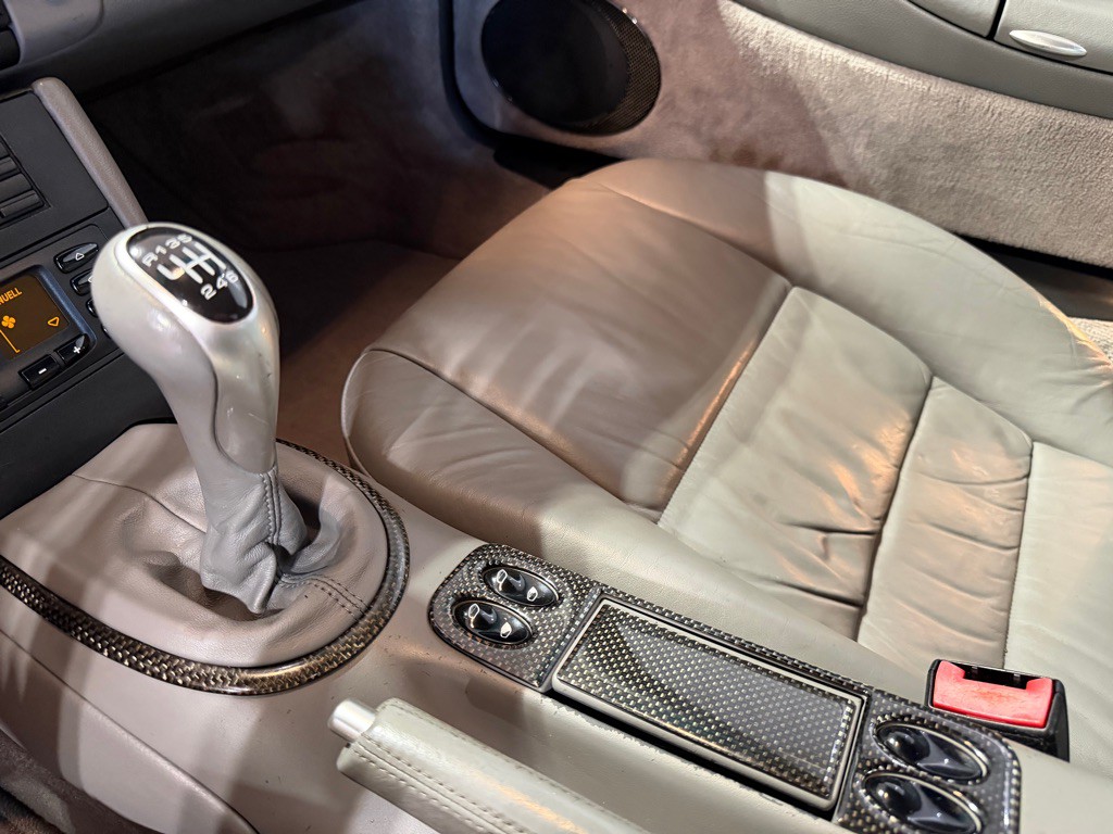 2001 Porsche 911 Image 27