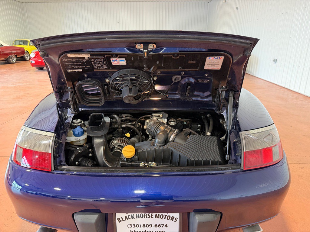 2001 Porsche 911 Image 34