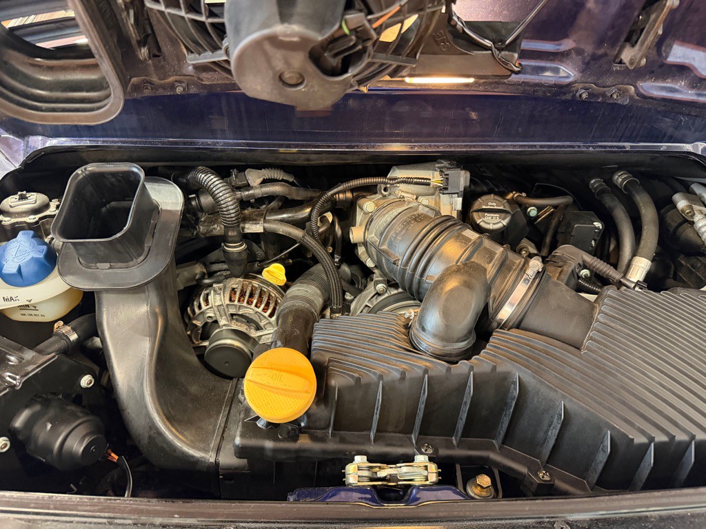 2001 Porsche 911 Image 35