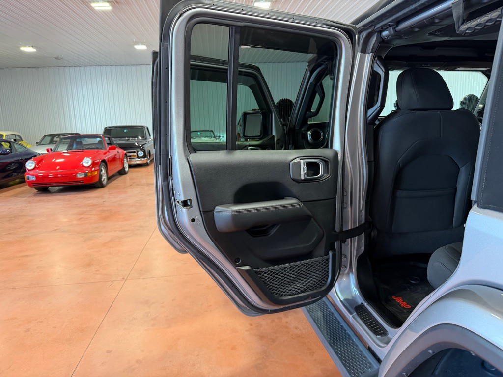 2018 Jeep Wrangler Unlimited Image 21