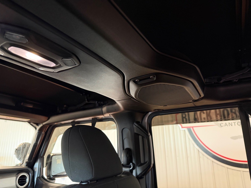 2018 Jeep Wrangler Unlimited Image 35