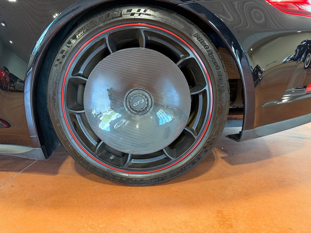 2018 Porsche 911 Image 14