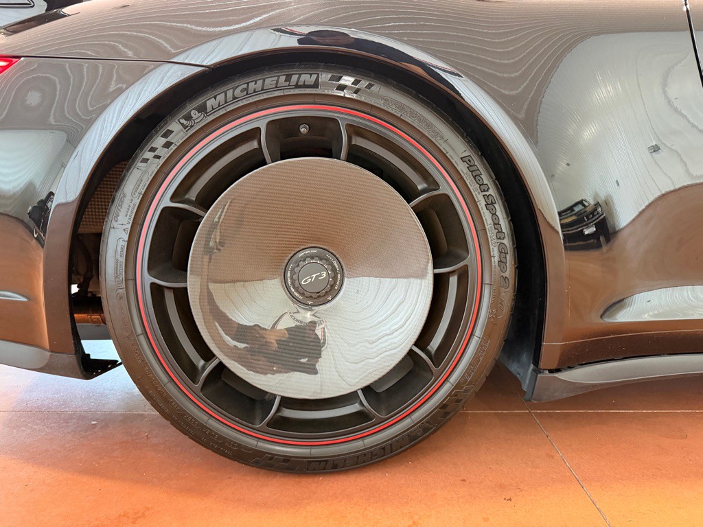 2018 Porsche 911 Image 15