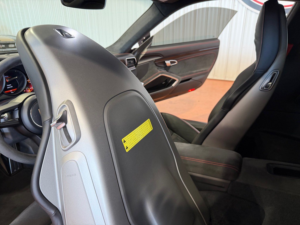 2018 Porsche 911 Image 23