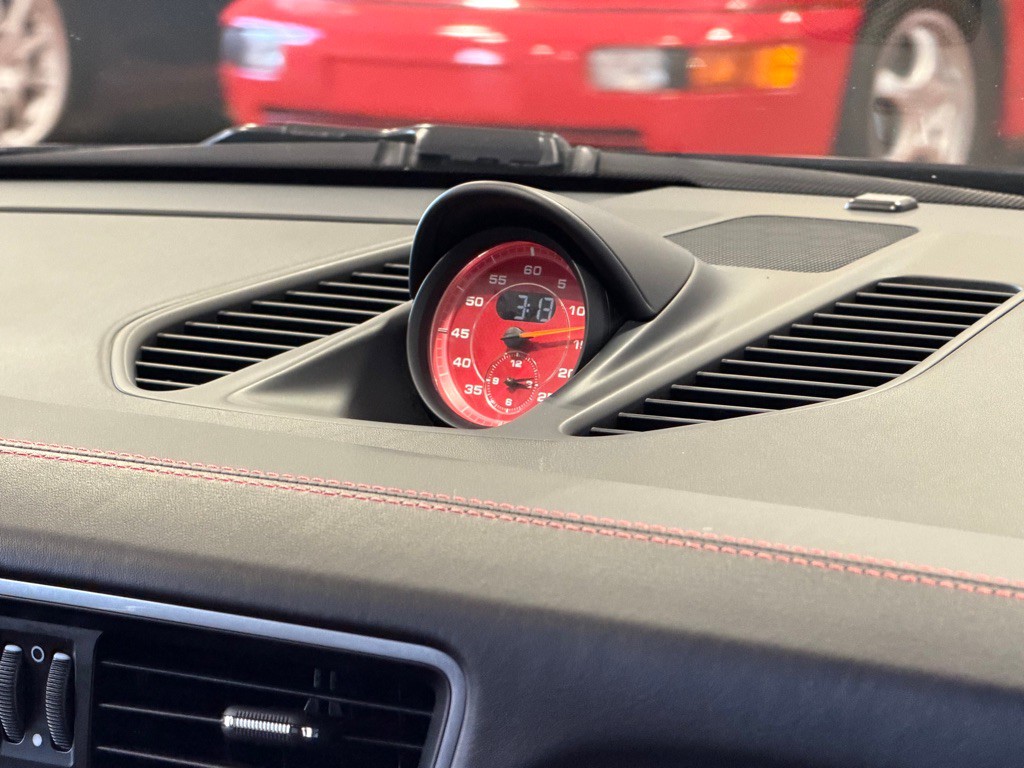 2018 Porsche 911 Image 29