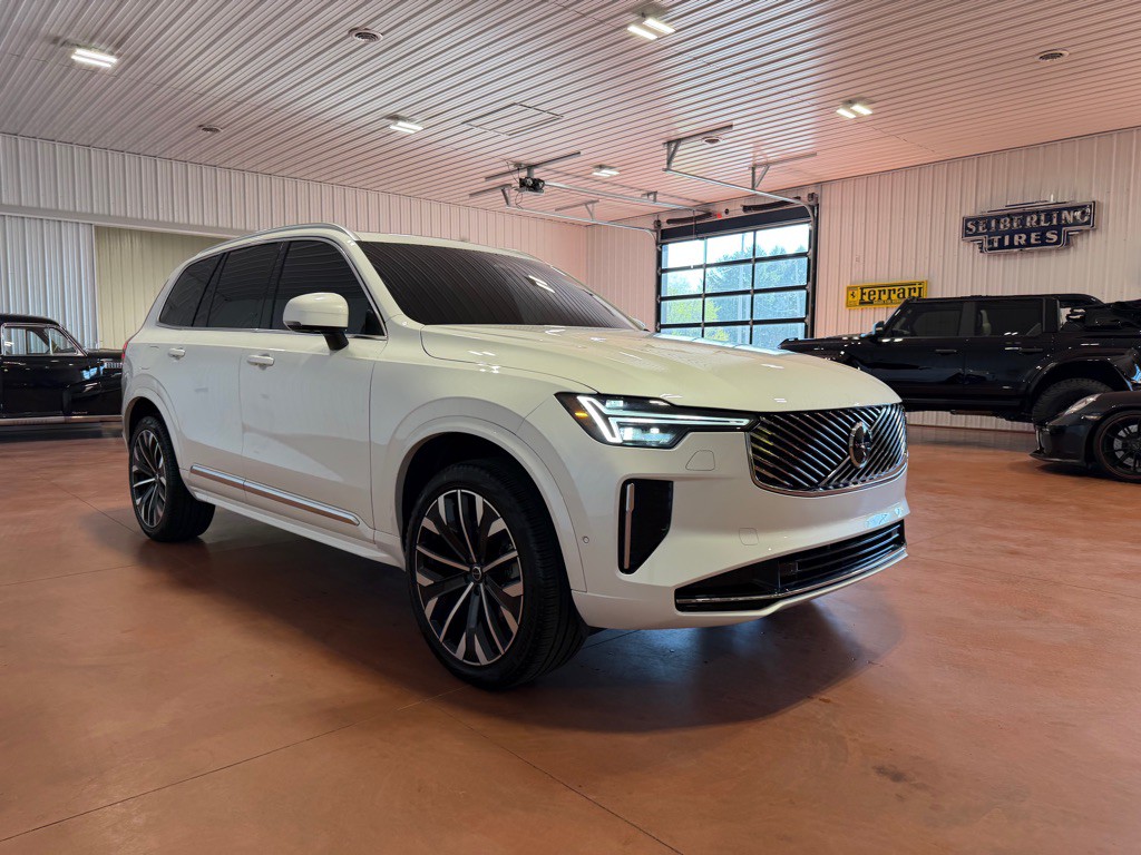 2026 Volvo XC90 Image 7