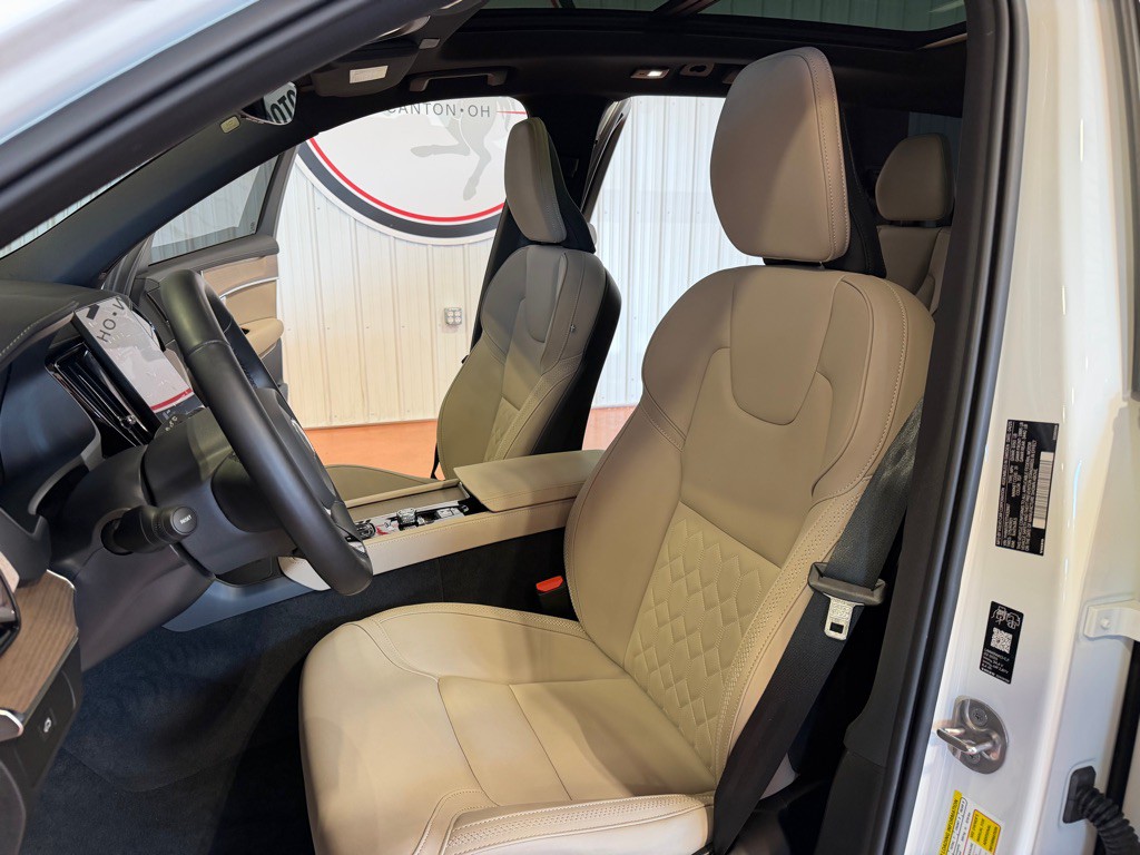 2026 Volvo XC90 Image 18