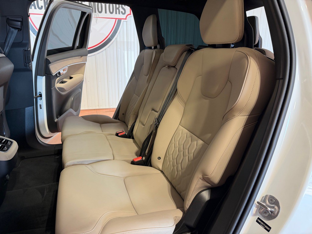 2026 Volvo XC90 Image 21