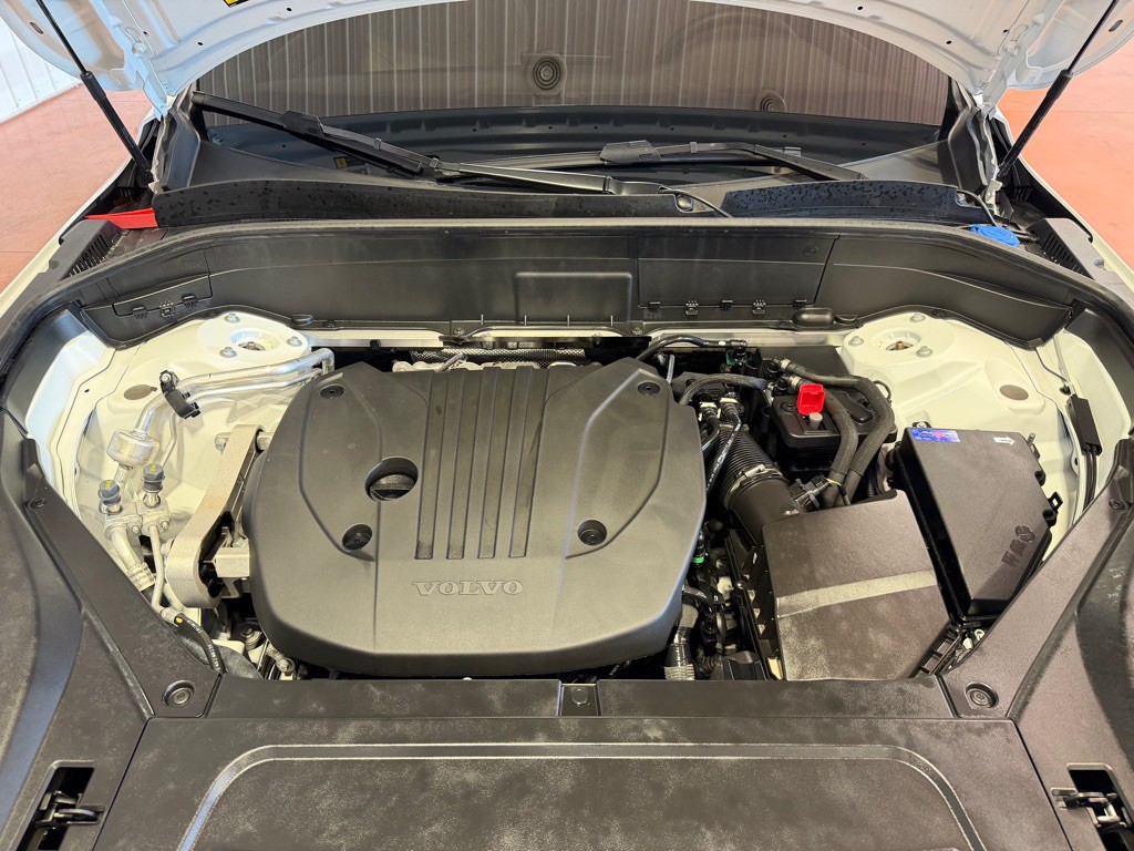 2026 Volvo XC90 Image 41