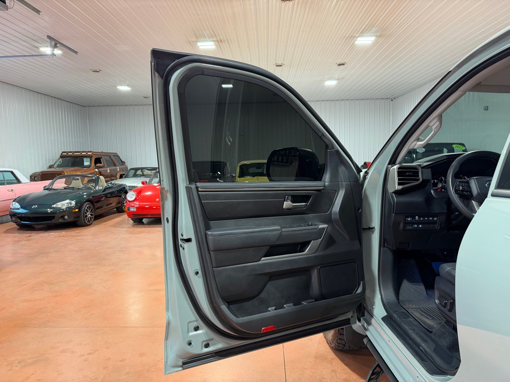 2024 Toyota Tundra Image 16
