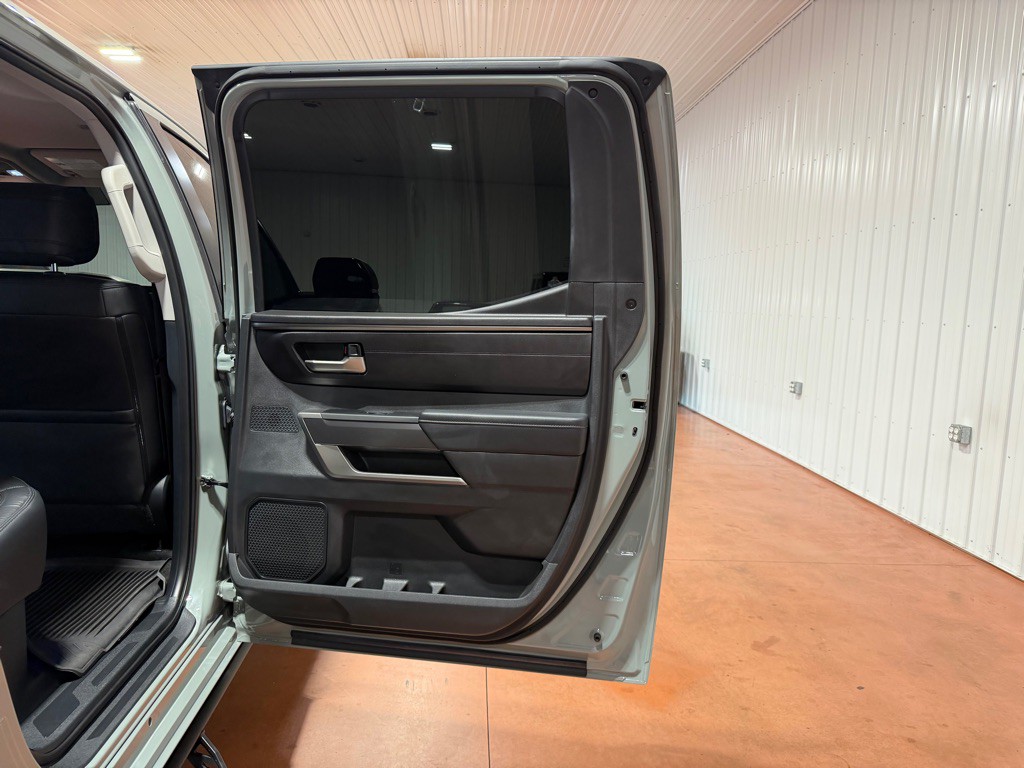 2024 Toyota Tundra Image 25