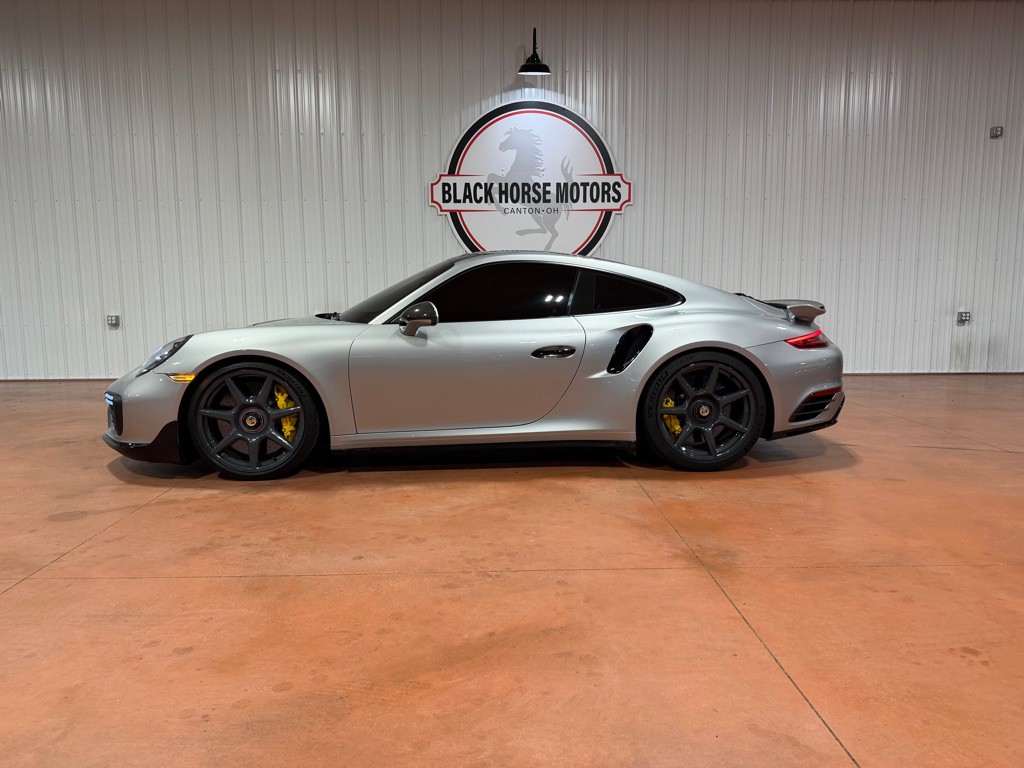 2019 Porsche 911 Image 3