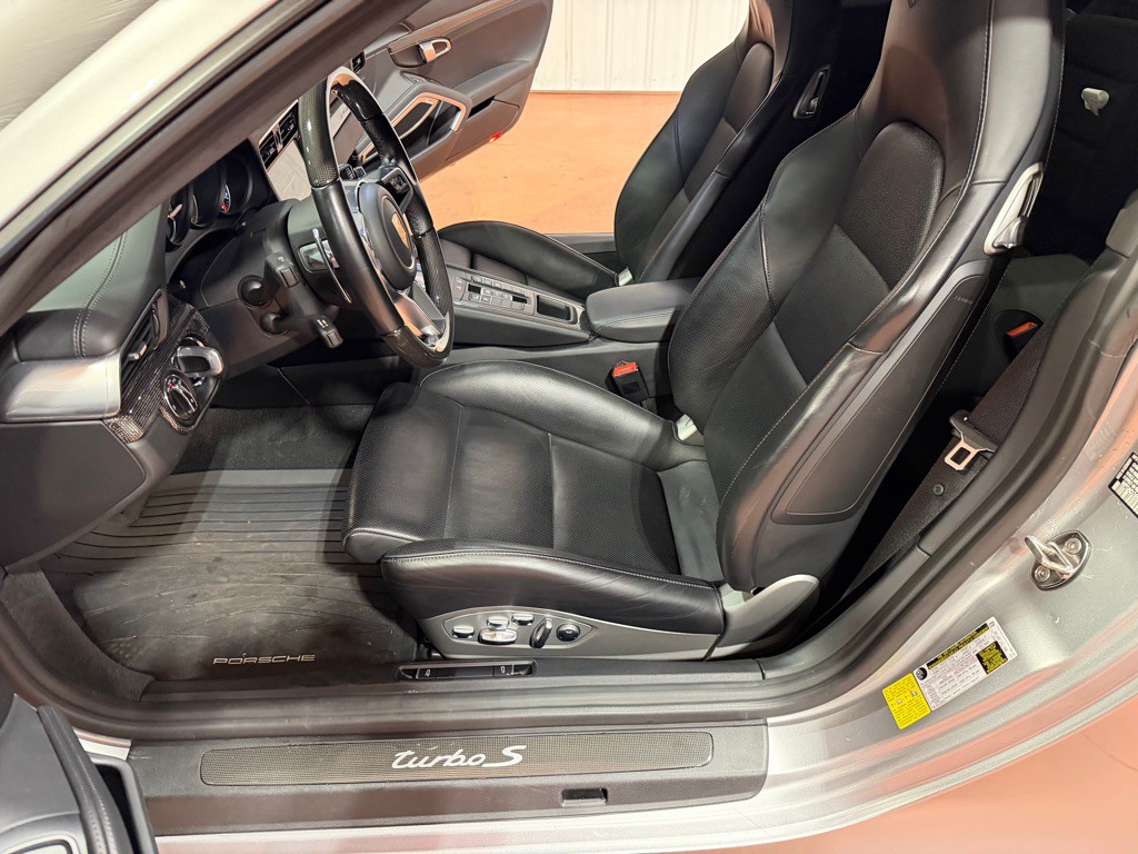 2019 Porsche 911 Image 23