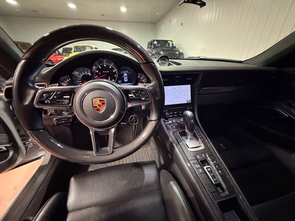 2019 Porsche 911 Image 33