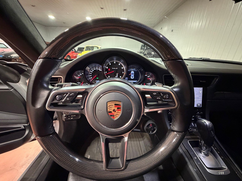 2019 Porsche 911 Image 34