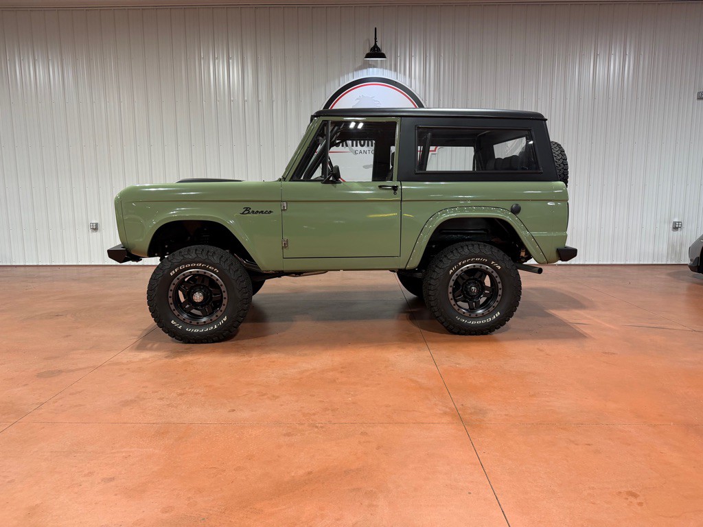 1974 Ford Bronco Image 3