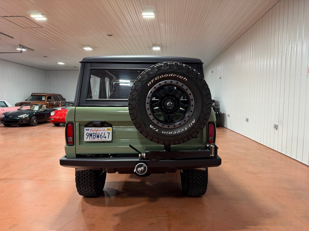 1974 Ford Bronco Image 11