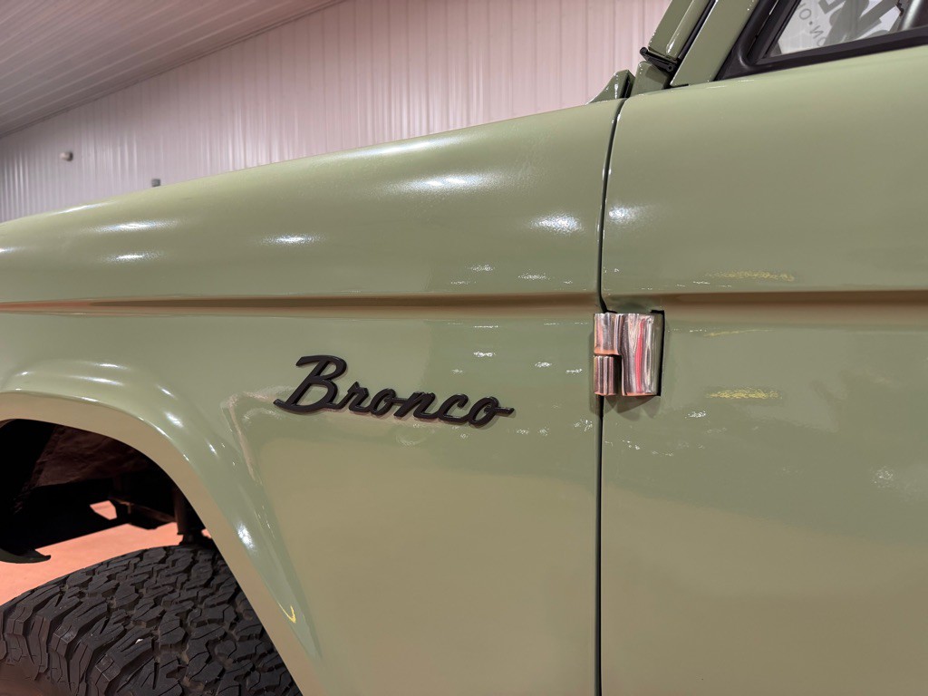 1974 Ford Bronco Image 17