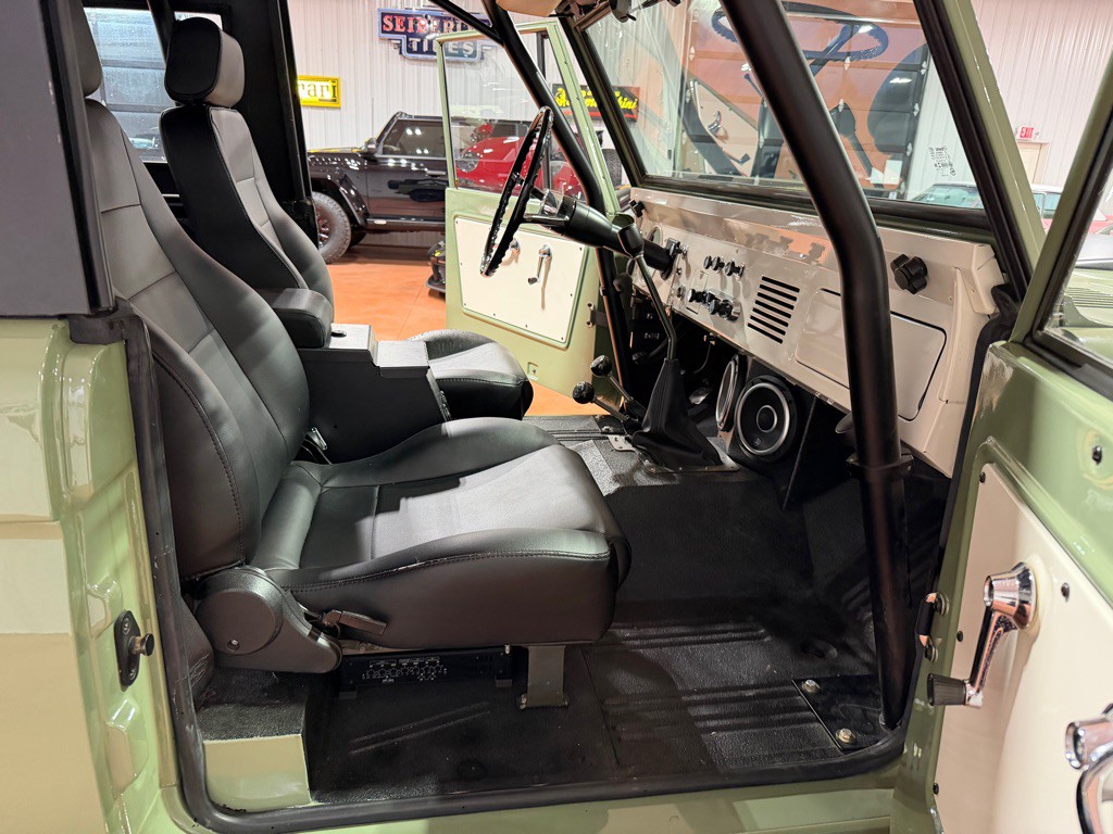 1974 Ford Bronco Image 22