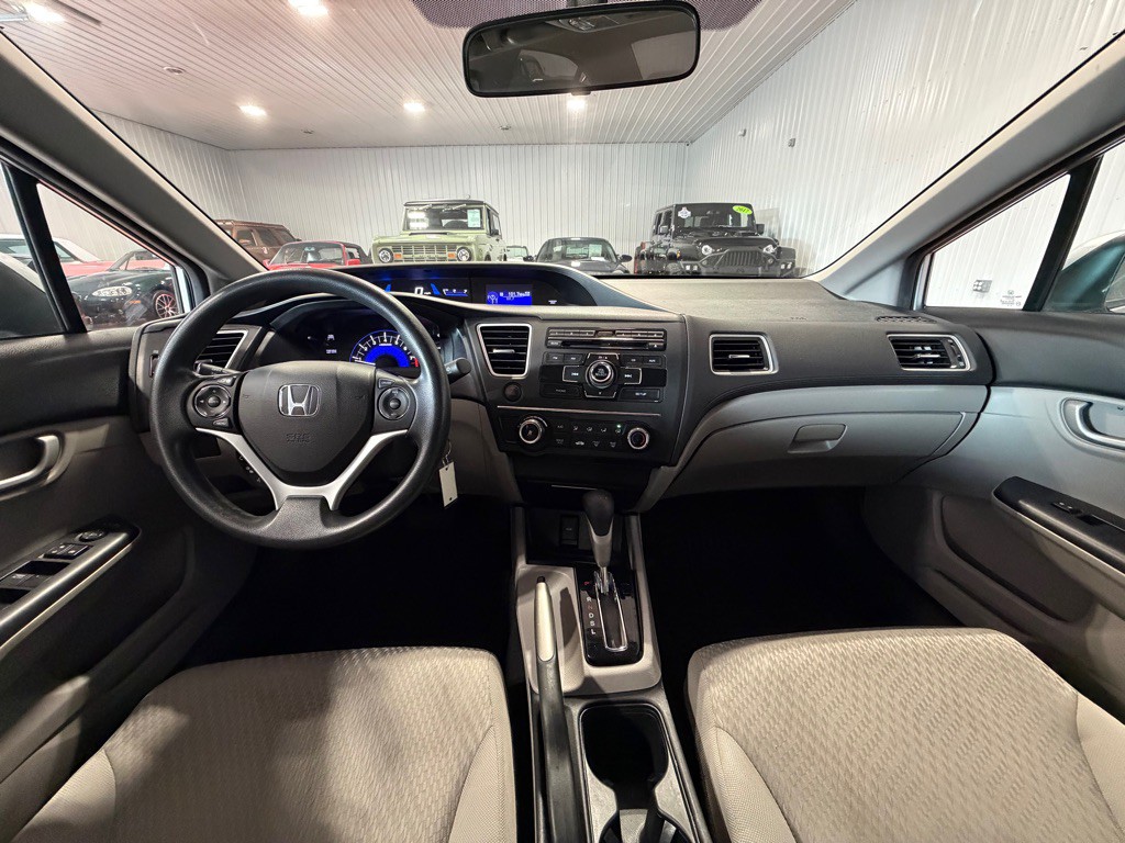 2014 Honda Civic Image 28