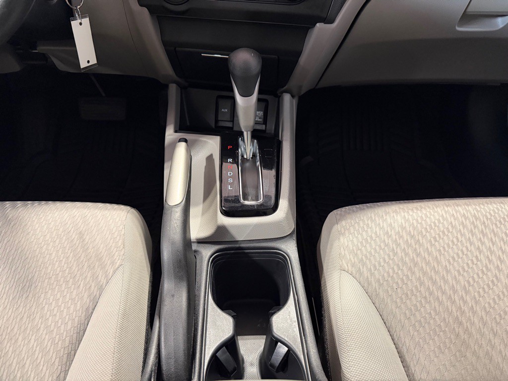 2014 Honda Civic Image 30