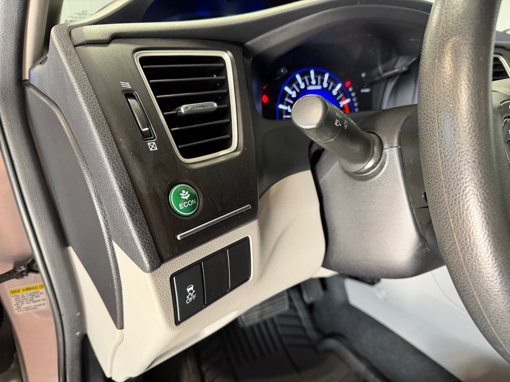 2014 Honda Civic Image 32