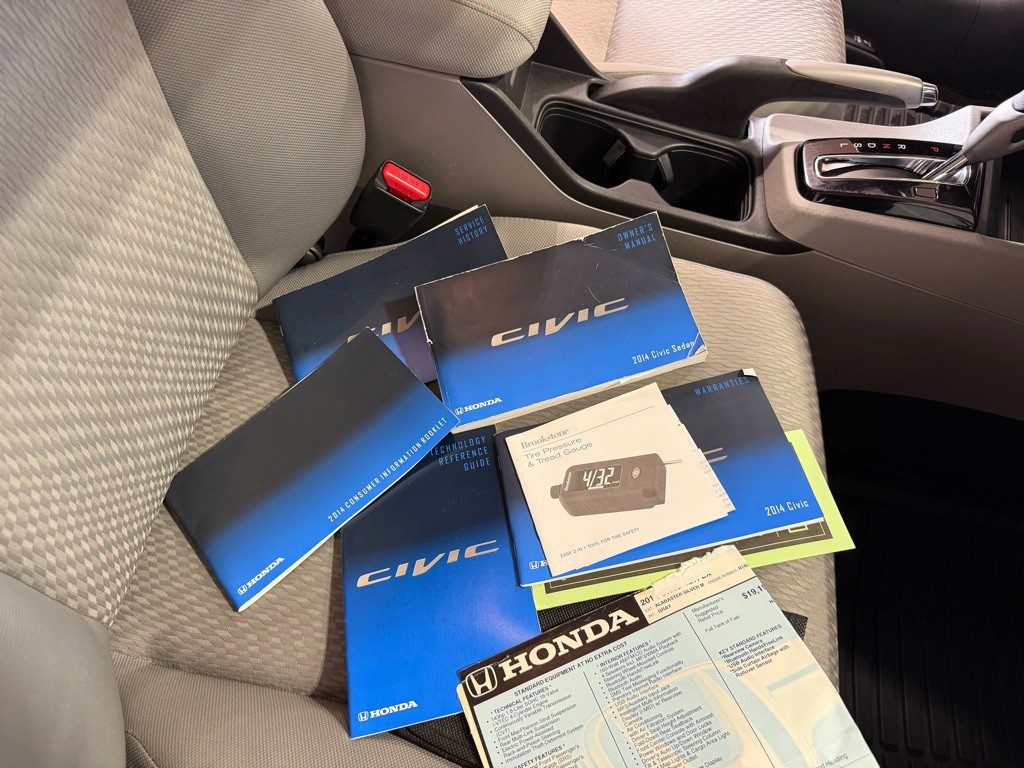 2014 Honda Civic Image 33