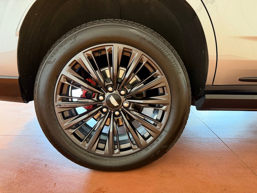 2023 Cadillac Escalade Image 15