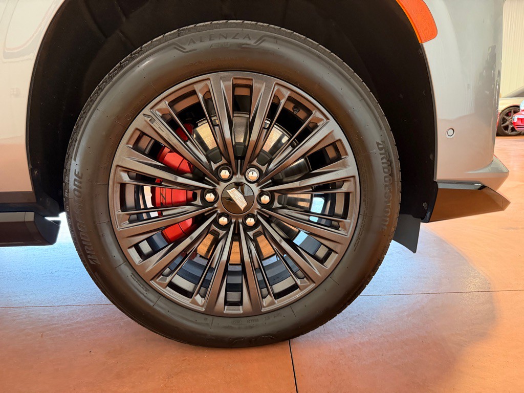 2023 Cadillac Escalade Image 16